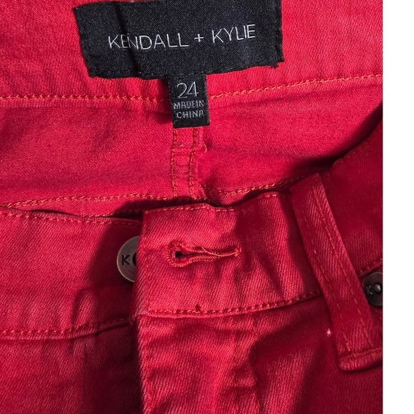 Kendall + Kylie Red Denim Mini Skirt With Zipper Detail Size 24 - Picture 4 of 9